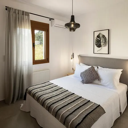 Zen Suites Stavromenos Exterior photo